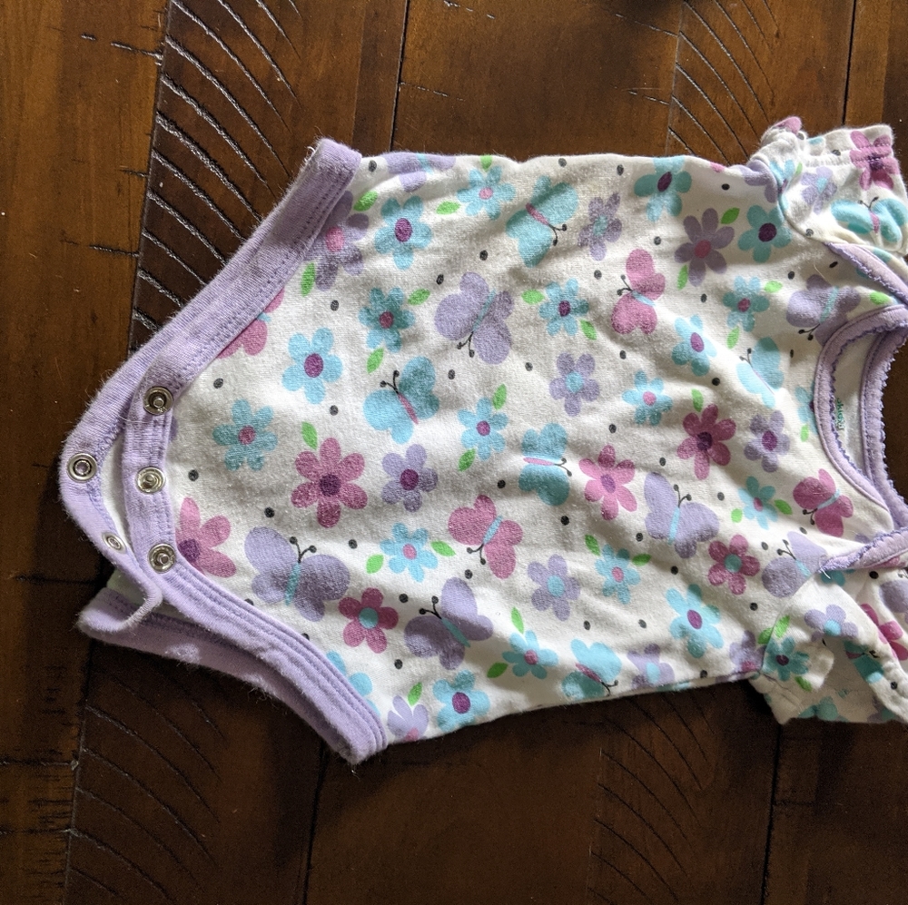 5/$15 Onsie